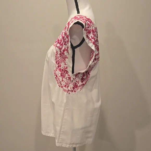 Embroidered Pink and White Women's Top - Picture 2 of 3